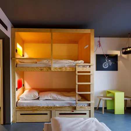 Djh Moun10 - Membership Required! Hostel *