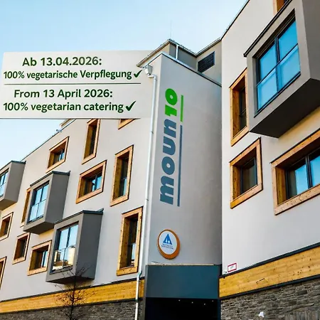 Хостел Djh Moun10 - Youth - Membership Required! *