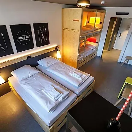 Hostel Djh Moun10 - Youth - Membership Required! Garmisch-Partenkirchen