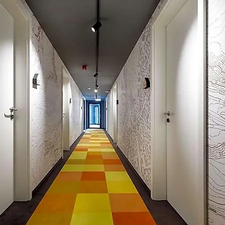 Hostel Djh Moun10 - Youth - Membership Required! *