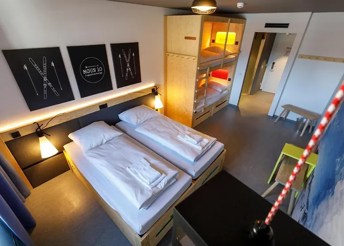 Hostel Djh Moun10 - Youth - Membership Required!